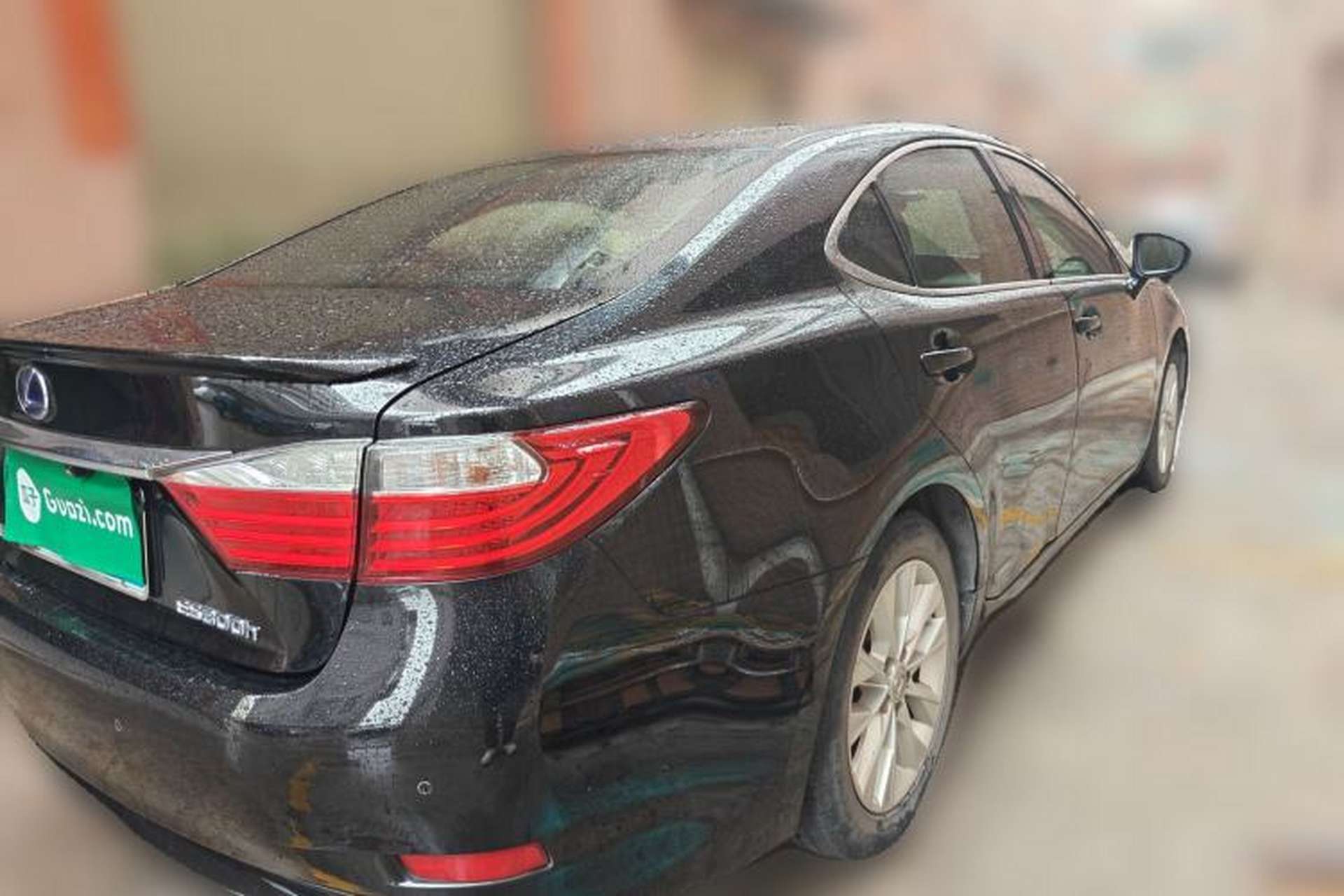 Used Lexus ES 2013 300h Elite Edition Rear Right 45 Deg