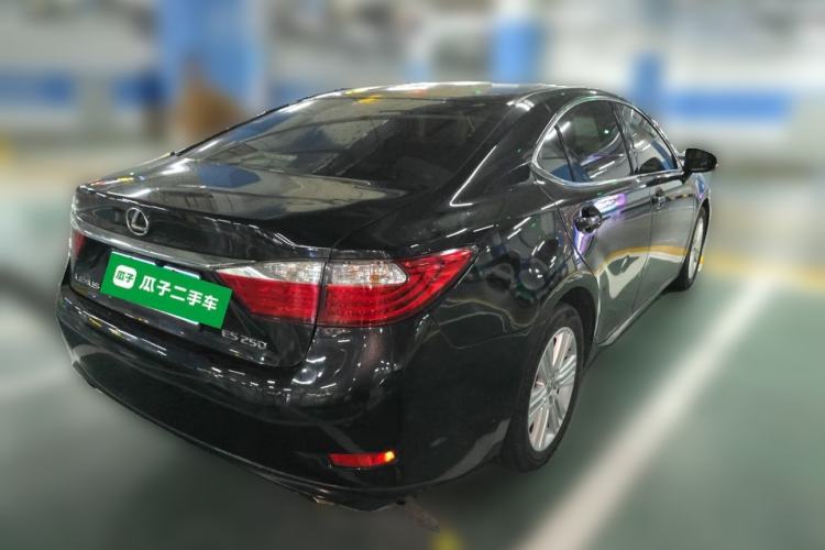 Used Lexus ES 2013 250 Elite Edition Rear Right 45 Deg