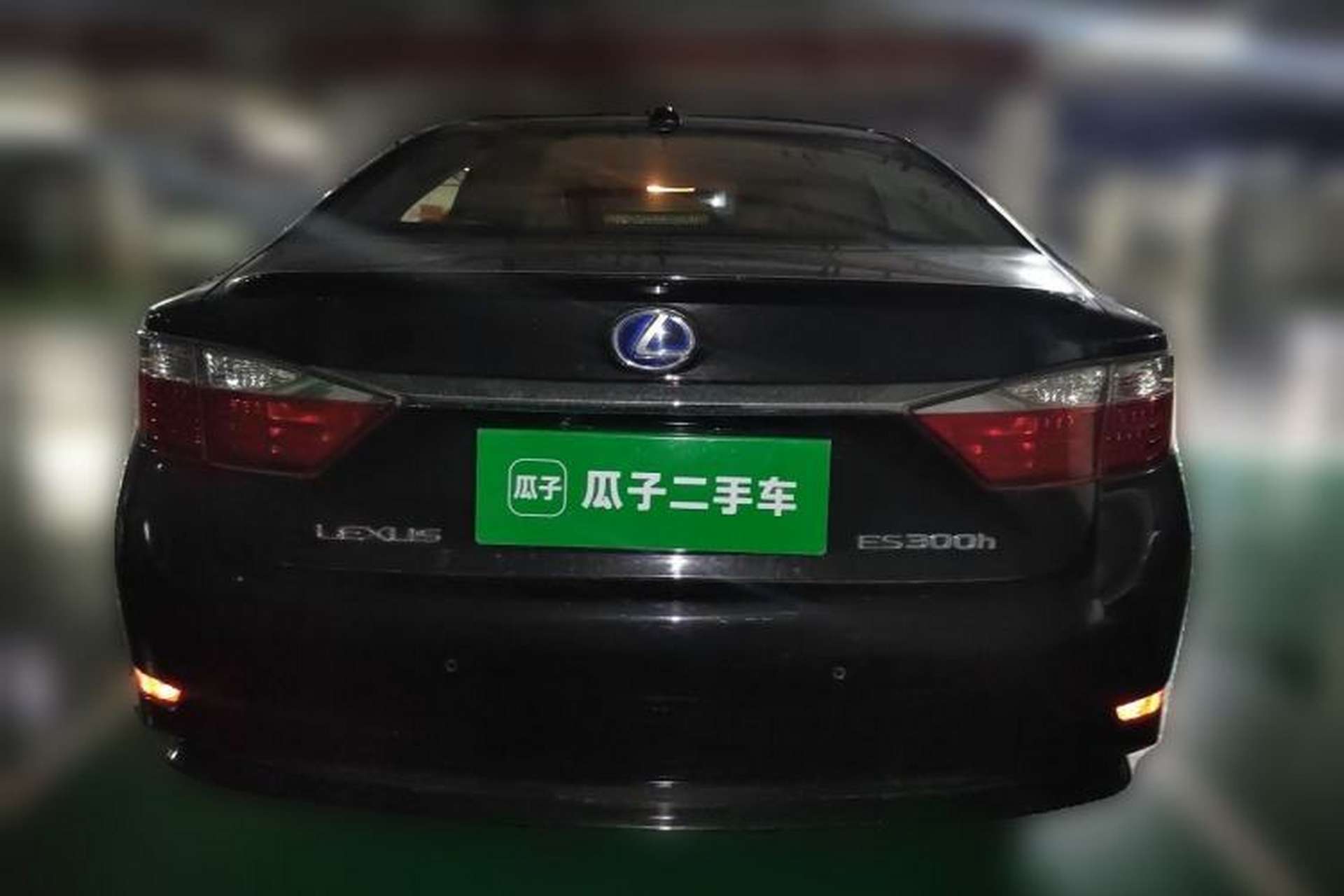 Used Lexus ES 2013 300h Elite Edition Rear