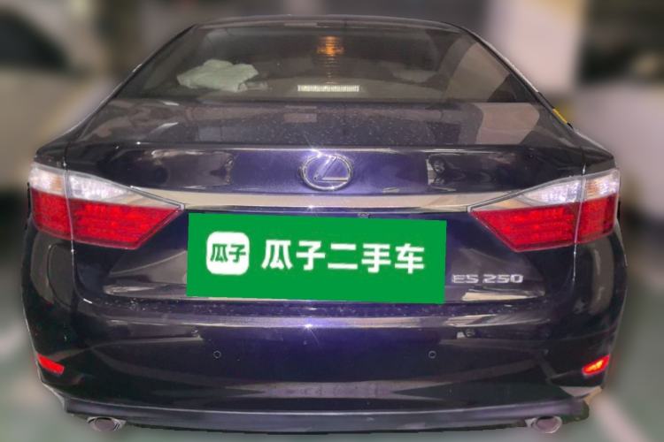Used Lexus ES 2013 250 Elite Edition Rear