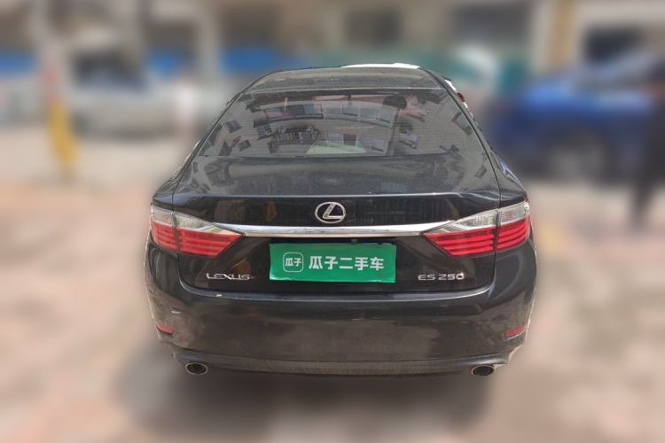 Used Lexus ES 2013 250 Elite Edition Rear