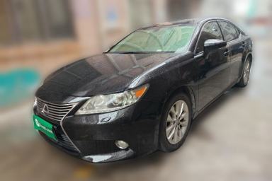 Used Lexus ES 2013 300h Elite Edition