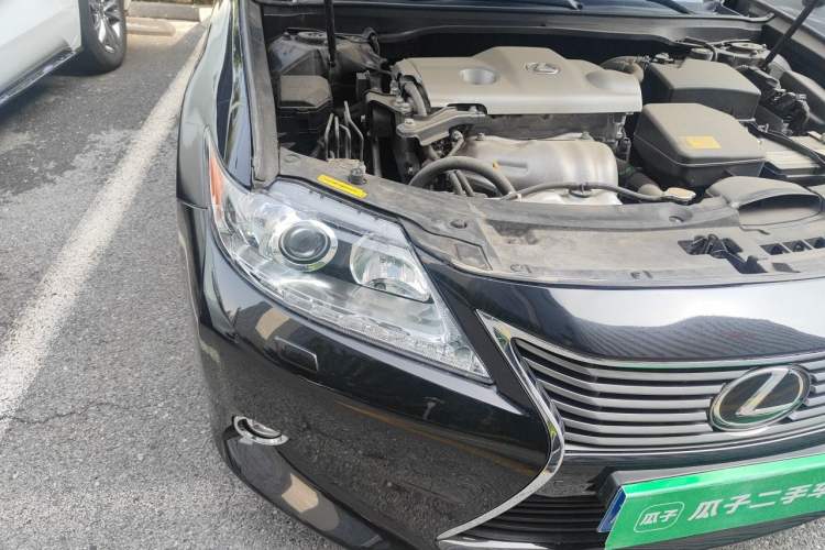 Used Lexus ES 2013 250 Elegant Edition Right Front Headlight
