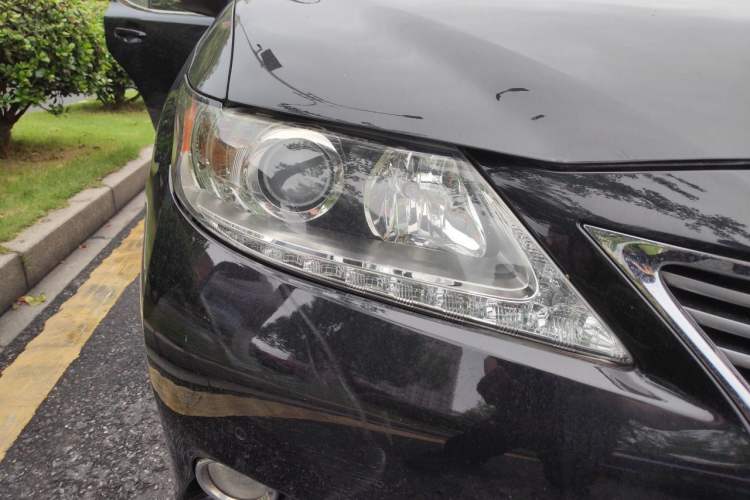 Used Lexus ES 2013 250 Elite Edition Right Front Headlight