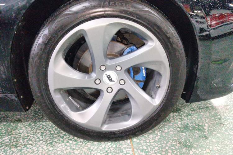 Used Lexus ES 2013 250 Elite Edition Right Front Wheel Hub