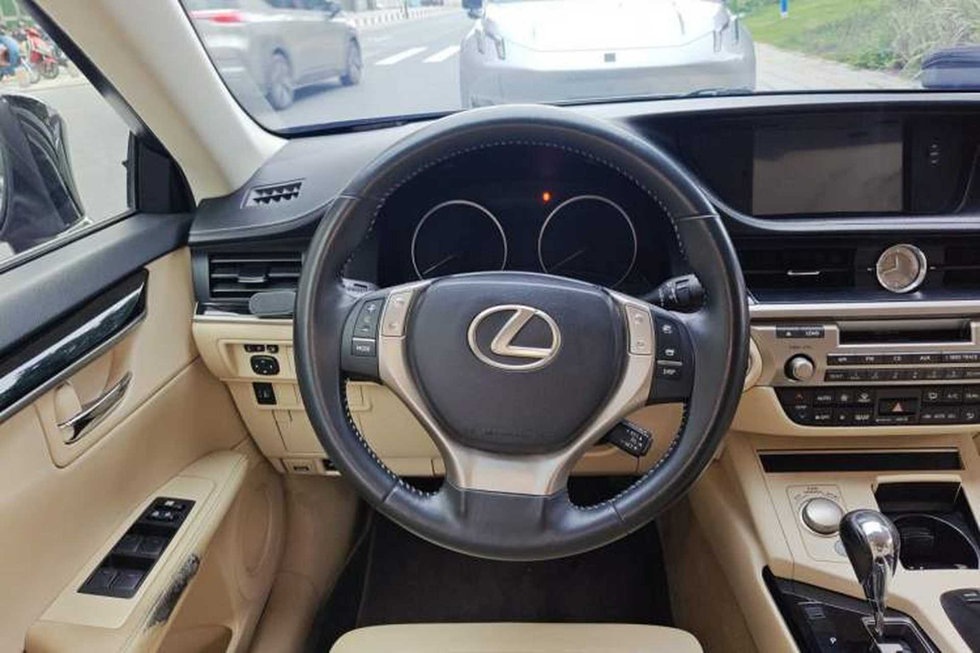 Used Lexus ES 2013 250 Elite Edition Steering Wheel