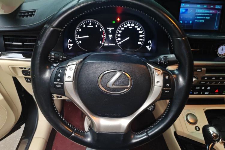 Used Lexus ES 2013 250 Elite Edition Steering Wheel