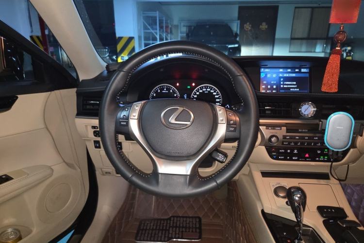 Used Lexus ES 2013 250 Elite Edition Steering Wheel