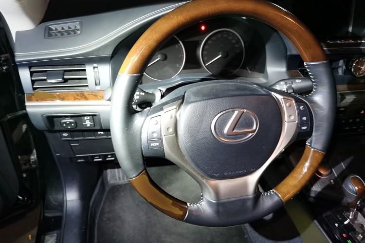 Used Lexus ES 2013 250 Elegant Edition Steering Wheel