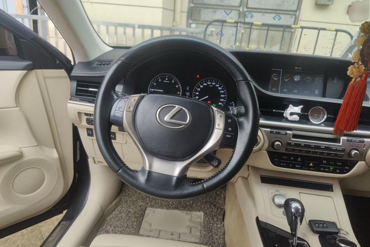 Used Lexus ES 2013 250 Elite Edition Steering Wheel