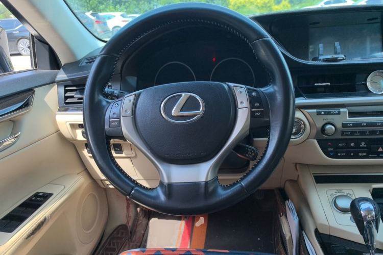 Used Lexus ES 2013 250 Elite Edition Steering Wheel