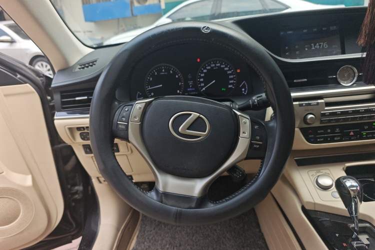 Used Lexus ES 2013 250 Elite Edition Steering Wheel