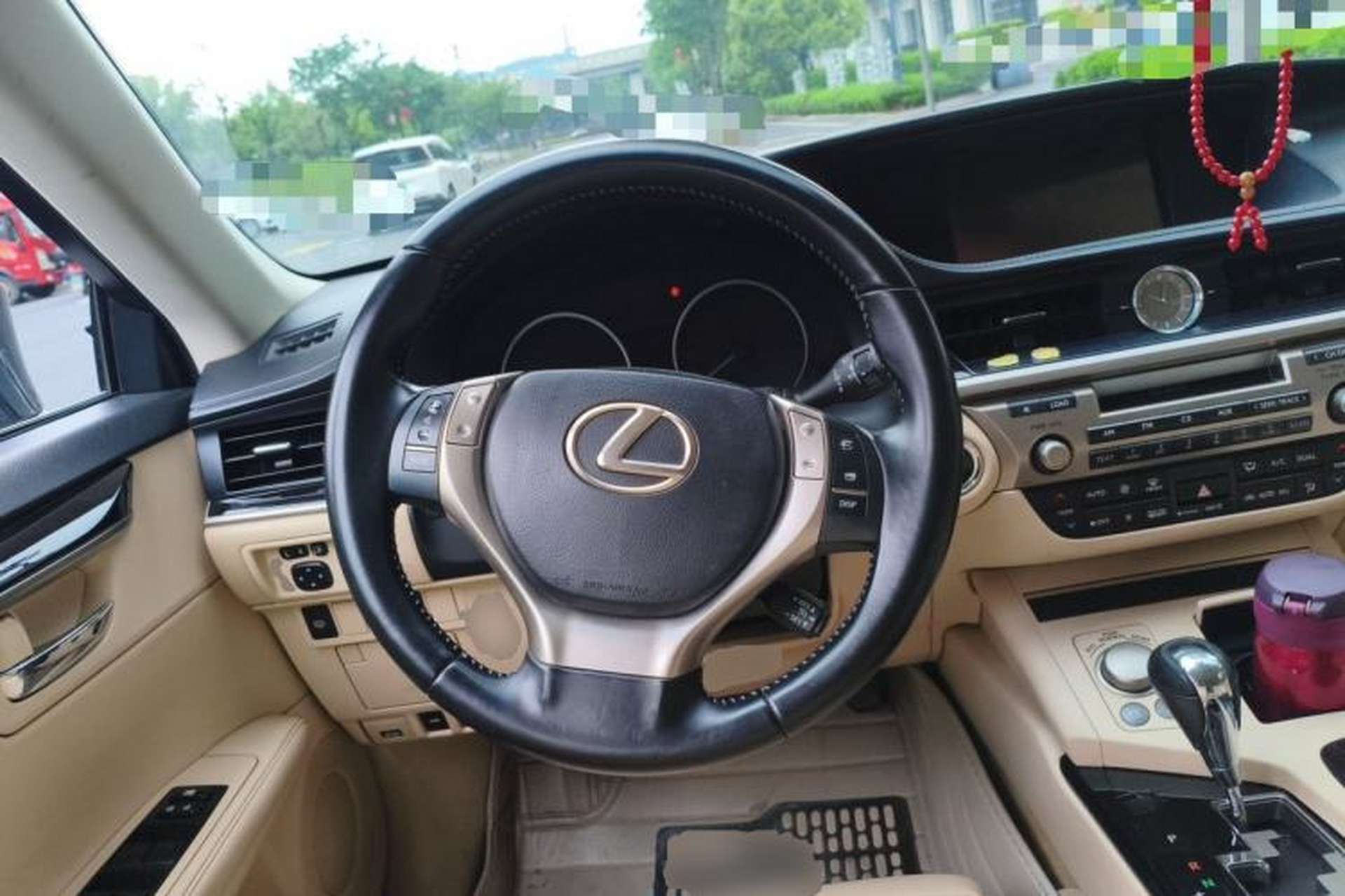 Used Lexus ES 2013 300h Elite Edition Steering Wheel