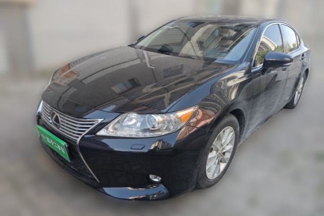 Used Lexus ES 2013 300h Elite Edition
