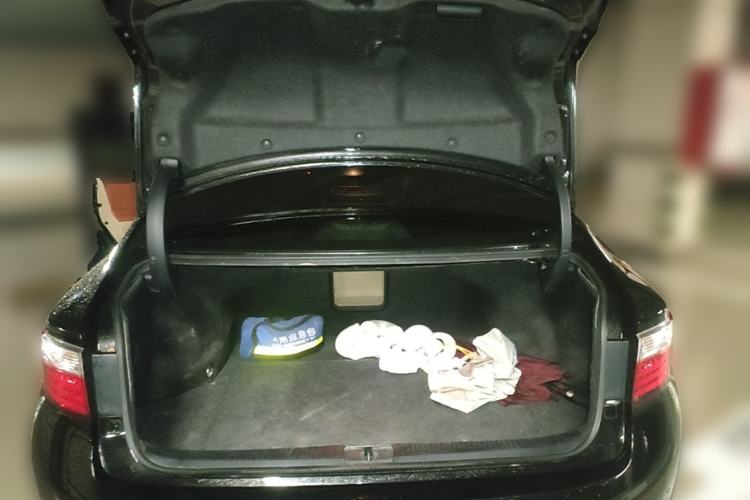 Used Lexus ES 2013 250 Elegant Edition Trunk