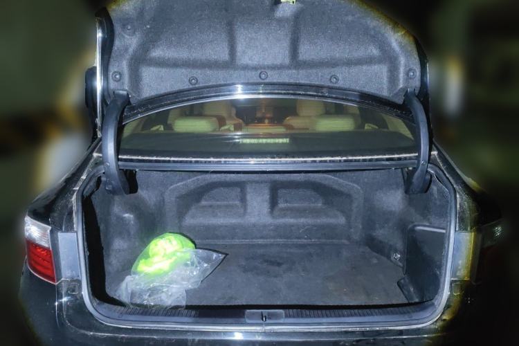 Used Lexus ES 2013 300h Elite Edition Trunk