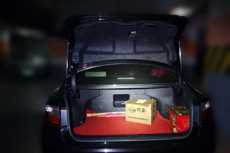 Used Lexus ES 2013 250 Elegant Edition Trunk