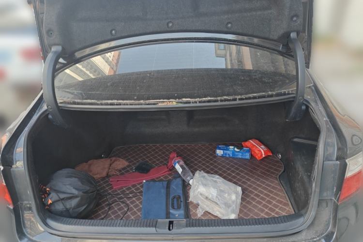 Used Lexus ES 2013 300h Elite Edition Trunk