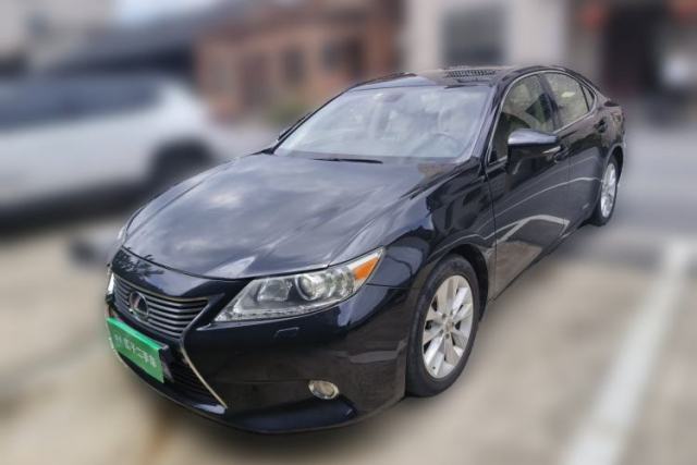 Lexus ES 2013 300h Elite Edition usado