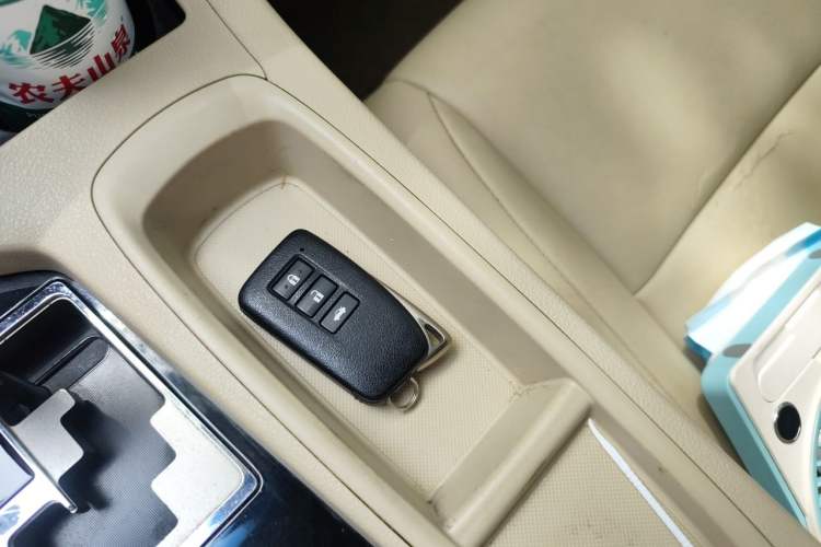 Used Lexus ES 2013 300h Elite Edition Vehicle Key