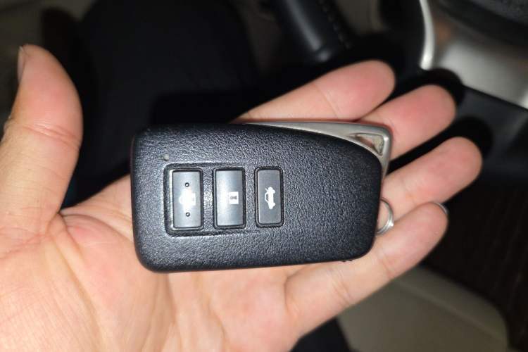 Used Lexus ES 2013 250 Elite Edition Vehicle Key