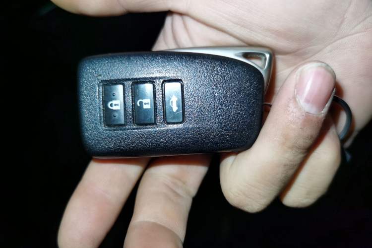 Used Lexus ES 2013 250 Elegant Edition Vehicle Key