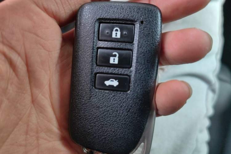 Used Lexus ES 2013 250 Elite Edition Vehicle Key