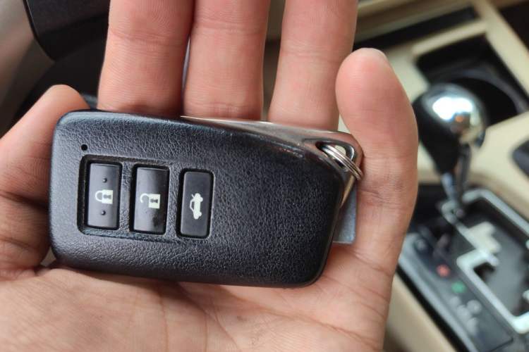 Used Lexus ES 2013 250 Elite Edition Vehicle Key