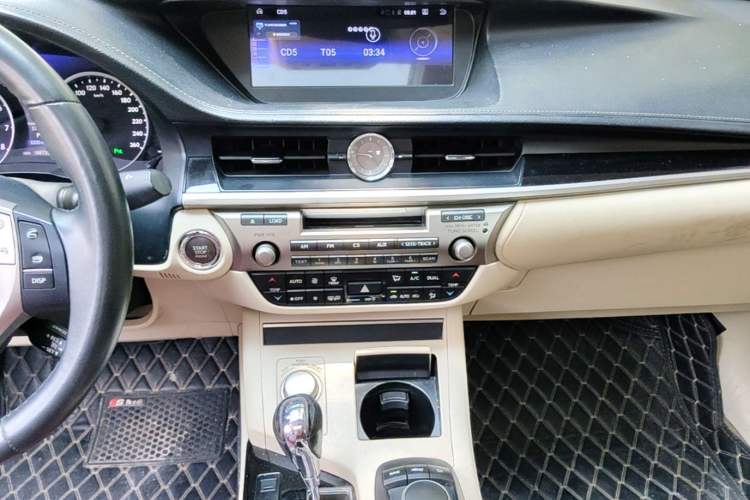 Used Lexus ES 2013 250 Elite Edition Audio And AC Panel