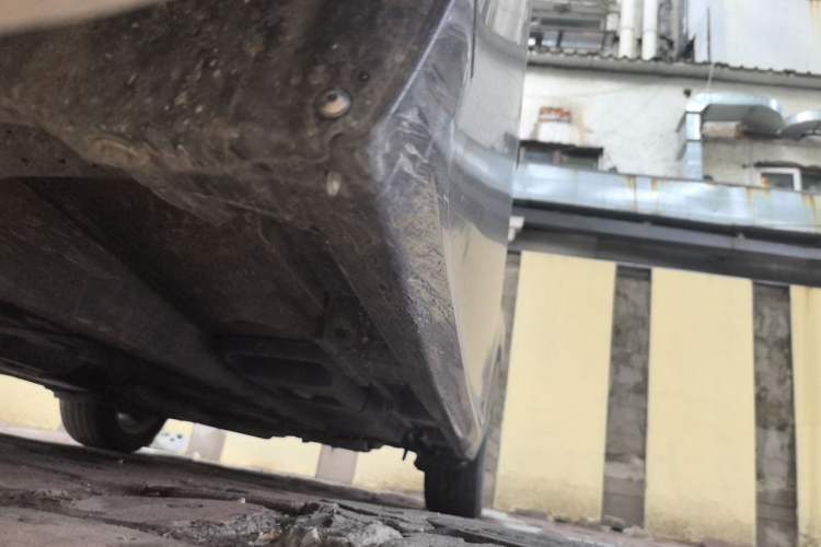 Used Lexus ES 2013 300h Elite Edition Chassis Front Left