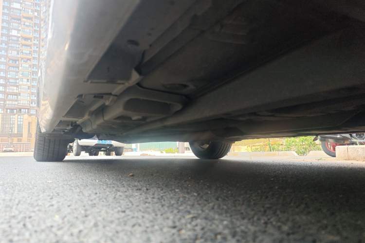Used Lexus ES 2013 300h Elite Edition Chassis Front Right
