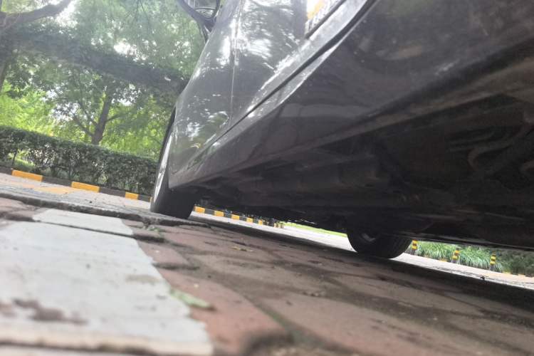 Used Lexus ES 2013 300h Elite Edition Chassis Rear Left
