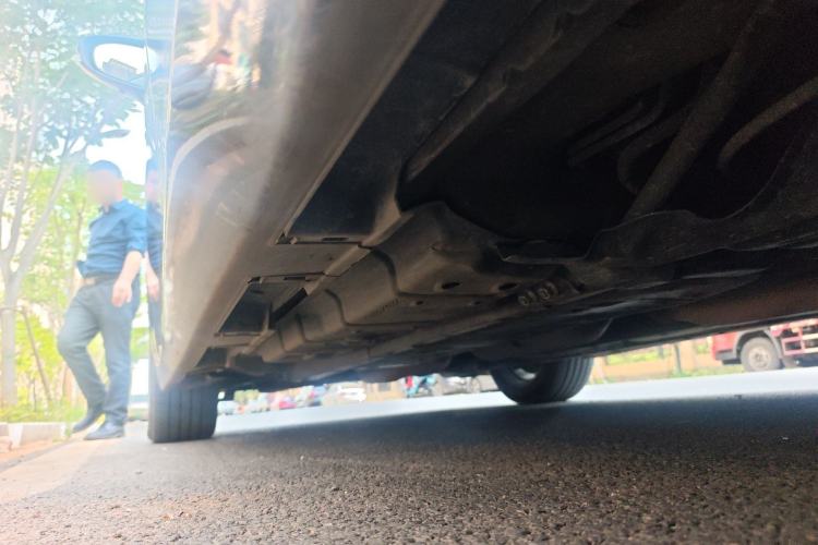 Used Lexus ES 2013 300h Elite Edition Chassis Rear Left