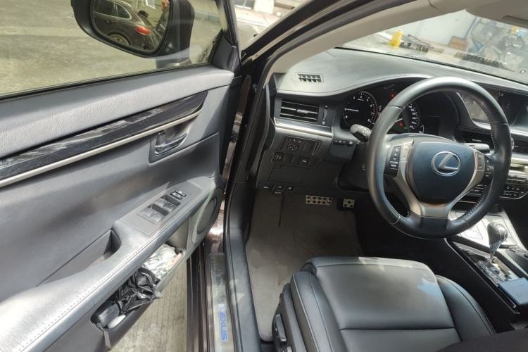 Used Lexus ES 2013 250 Elite Edition Driver Seat