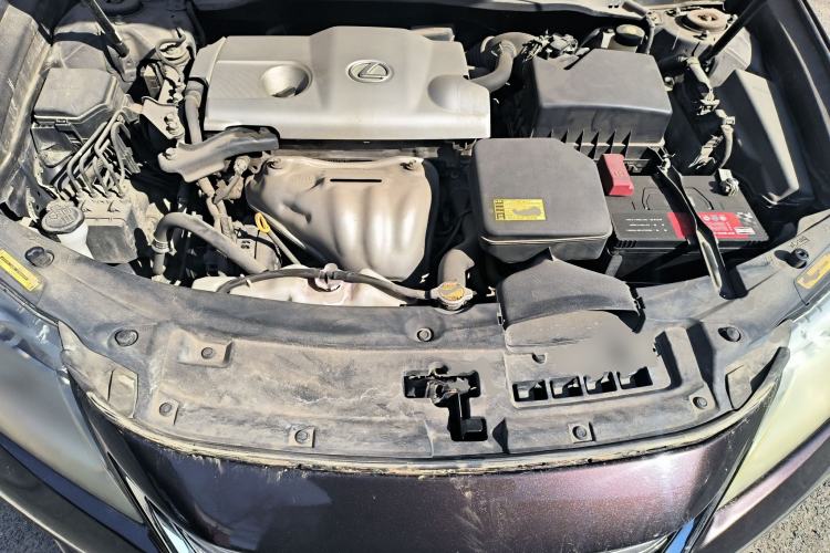 Used Lexus ES 2013 250 Elegant Edition Engine Bay