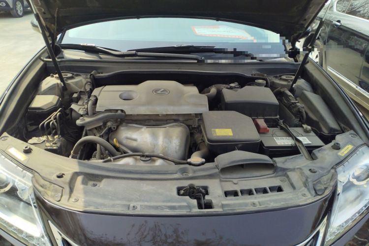 Used Lexus ES 2013 250 Elegant Edition Engine Bay