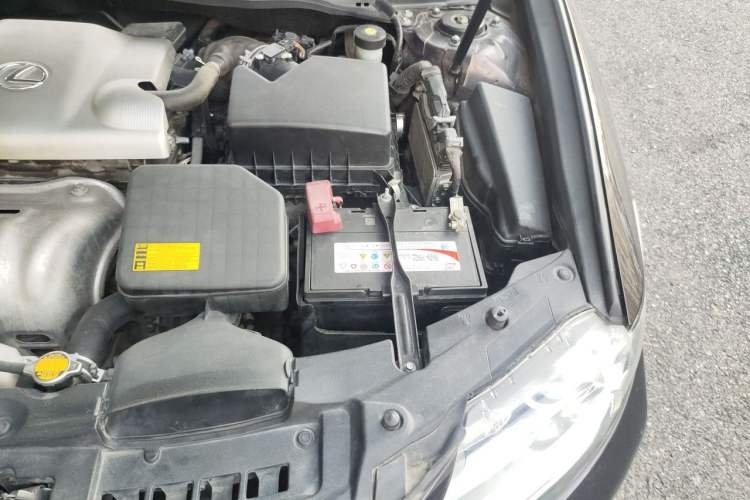 Used Lexus ES 2013 250 Elite Edition Engine Bay Left