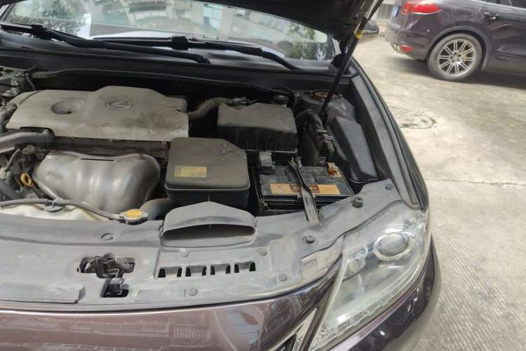 Used Lexus ES 2013 250 Elite Edition Engine Bay Left