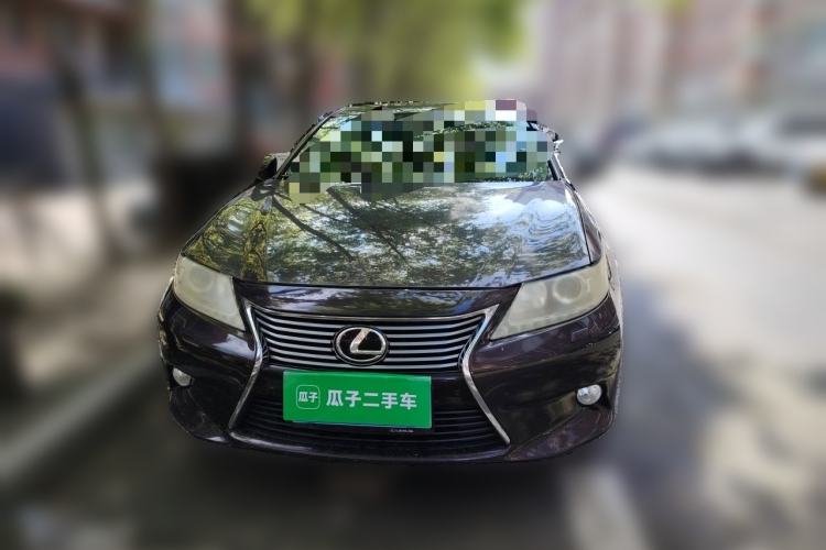 Used Lexus ES 2013 250 Elegant Edition Front