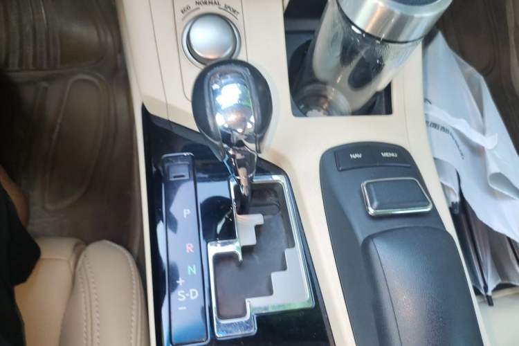 Used Lexus ES 2013 250 Elite Edition Gear Lever