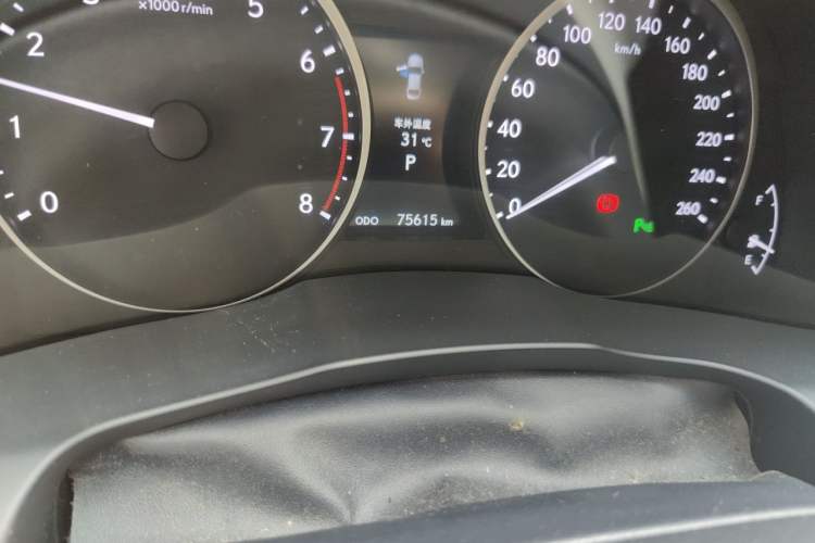 Used Lexus ES 2013 250 Elite Edition Odometer Close Up