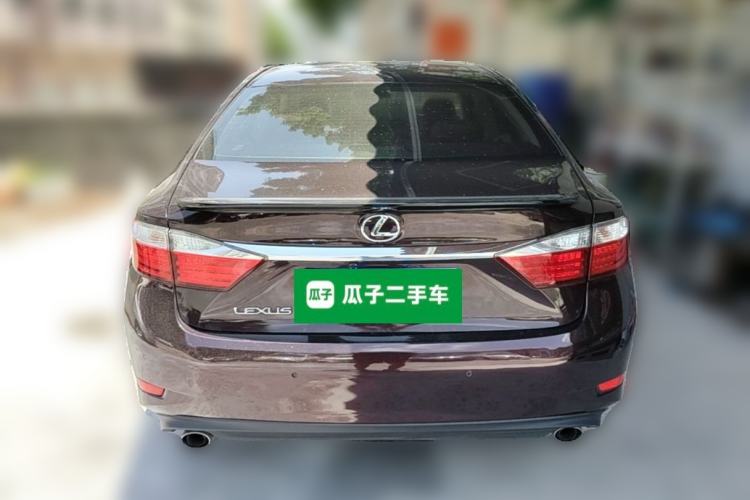 Used Lexus ES 2013 250 Elite Edition Rear