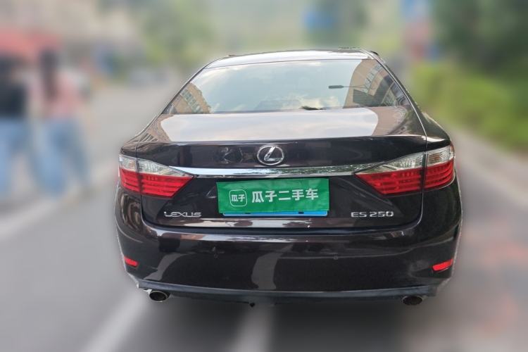 Used Lexus ES 2013 250 Elegant Edition Rear