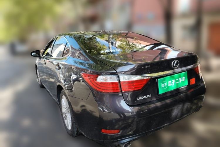 Used Lexus ES 2013 250 Elegant Edition Rear Left 45 Deg