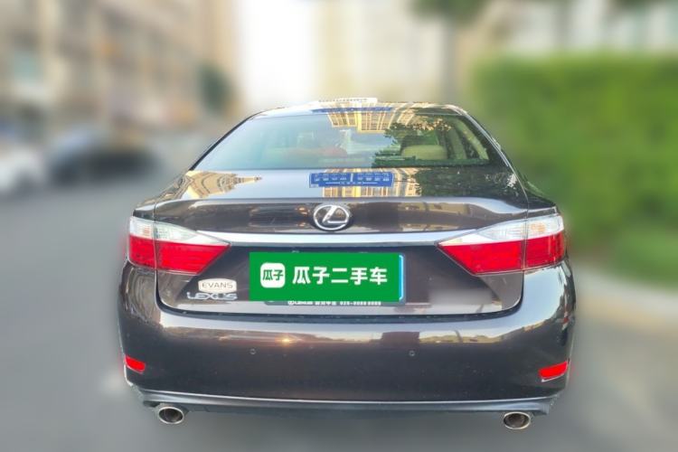 Used Lexus ES 2013 250 Elite Edition Rear