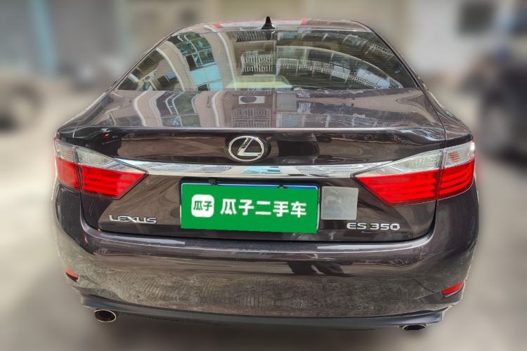 Used Lexus ES 2013 250 Elite Edition Rear
