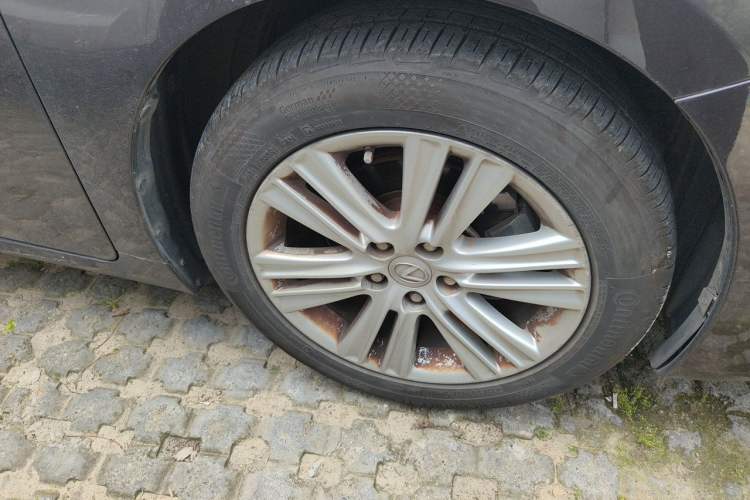 Used Lexus ES 2013 250 Elite Edition Right Front Wheel Hub