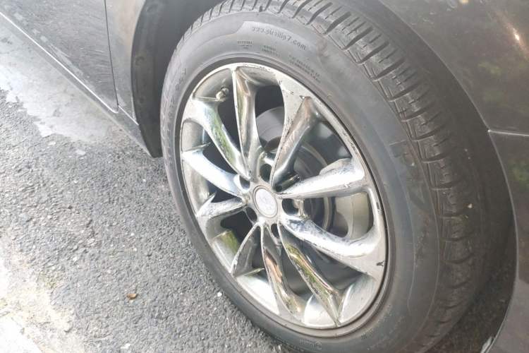 Used Lexus ES 2013 250 Elite Edition Right Front Wheel Hub