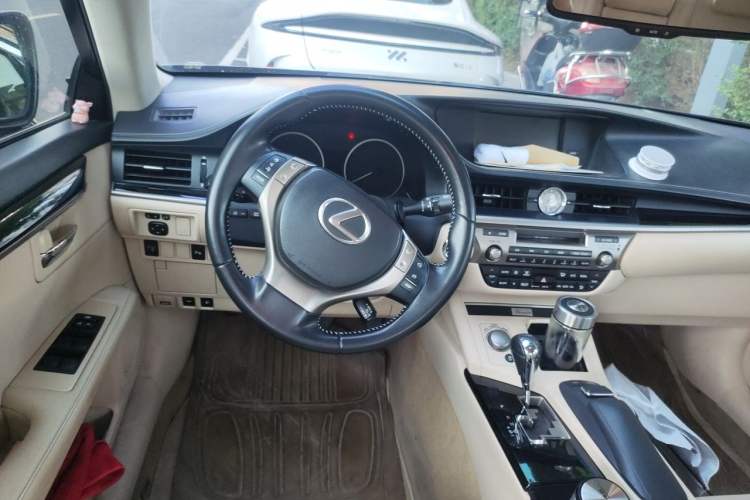 Used Lexus ES 2013 250 Elite Edition Steering Wheel