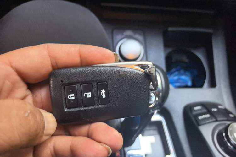 Used Lexus ES 2013 300h Elite Edition Vehicle Key